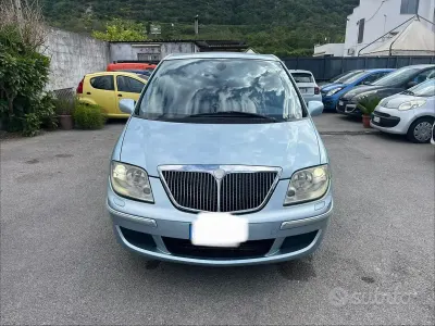 Usata Lancia Phedra 128 CV (94 kW) 2003 Bluazzurro Monovolume