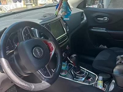 Second-hand Jeep Cherokee 170 CP (125 kW) 2015 Gri SUV