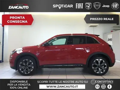 Nuova Fiat 600E La Prima 114 kW (156 CV) 2025 Rosso SUV