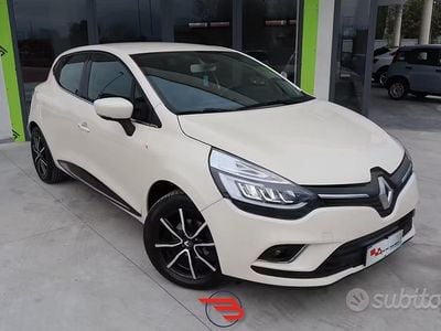 Usata Renault Clio IV Zen 75 CV (55 kW) 2017 Beige Berlina