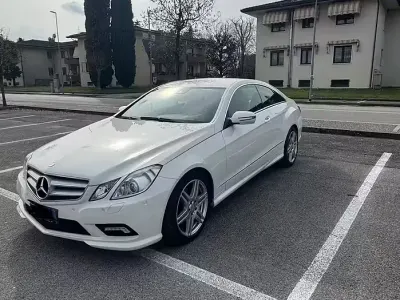 Gebraucht Mercedes E250 204 PS (150 kW) 2010 Weiß