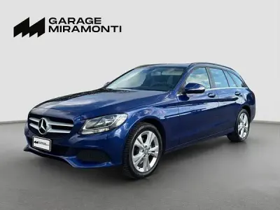Usata Mercedes 180 Business 116 CV (85 kW) 2015 Blu Berlina