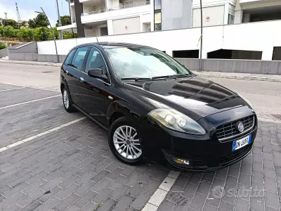 Usata Fiat Croma 120 CV (88 kW) 2008 Nero Station wagon