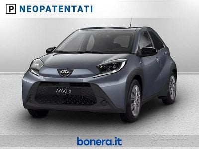 Grigio Nuova 2025 Toyota Aygo X Active SUV | 15.900 € (Buon prezzo)