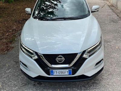 Usata Nissan Qashqai N-Connecta 150 CV (110 kW) 2019 Bianco SUV