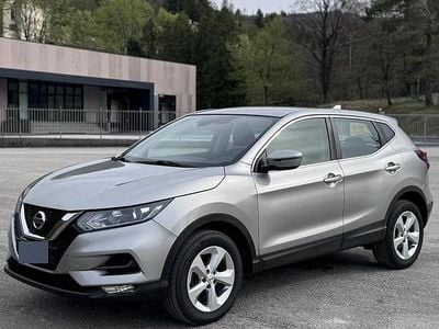 Usata Nissan Qashqai 160 CV (117 kW) 2019 Grigio SUV