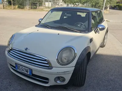 Usata Mini Cooper D Chili 109 CV (80 kW) 2008 Utilitaria