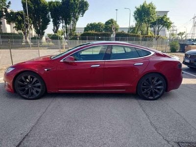 Usata Tesla Model S 135 kW (184 CV) 2017 Rosso Utilitaria