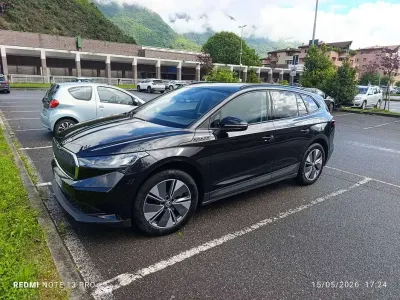 Usata Skoda Enyaq iV Executive 69 kW (95 CV) 2022 Nero SUV