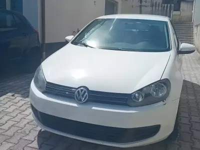 Occasion VW Golf VII Comfortline 105 ch (77 kW) 2012 Blanc Berline