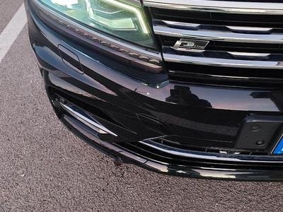 Usata VW Tiguan R-line 150 CV (110 kW) 2017 Nero SUV