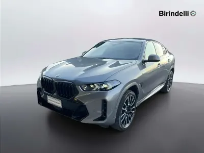 Usata BMW X6 M Sport 340 CV (250 kW) 2024 Skyscraper grey metallic SUV