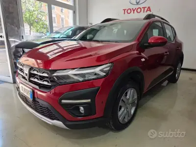 Usata Dacia Sandero 101 CV (74 kW) 2022 Rosso Berlina