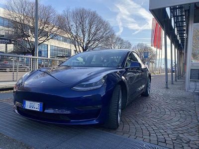 Blu/azzurro Usata 2019 Tesla Model 3 Berlina | 22.000 € (Buon prezzo)