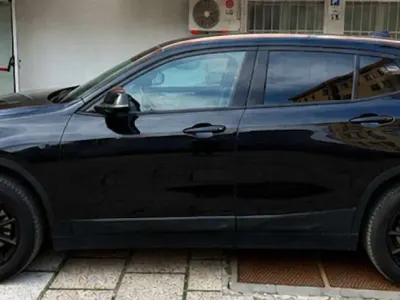 Usata BMW X2 116 CV (85 kW) 2021 Nero SUV