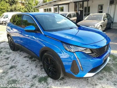 Usata Peugeot 3008 GT-line 131 CV (96 kW) 2021 Blu SUV