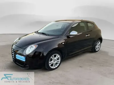 Usata Alfa Romeo MiTo Distinctive 79 CV (58 kW) 2011 Nero Utilitaria
