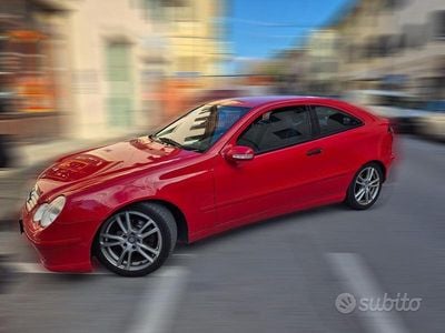 Usata Mercedes CLK200 Elegance 2003 Rosso Coupé