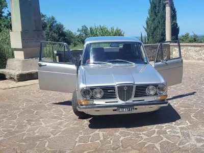 Usata Lancia 2000 126 CV (92 kW) 1973 Argento Berlina