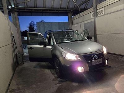 Usata Fiat Sedici Emotion 107 CV (78 kW) 2008 SUV