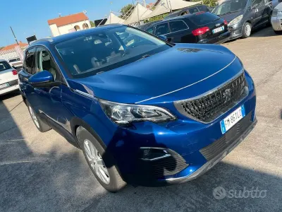 Usata Peugeot 3008 Allure 120 CV (88 kW) 2017 Blu SUV