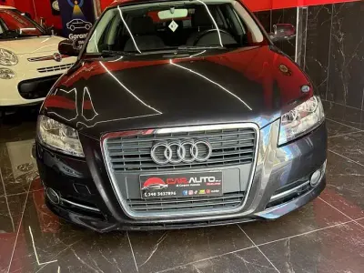 Käytetty Audi A3 Ambition 90 HP (66 kW) 2012 Harmaa Viistoperä