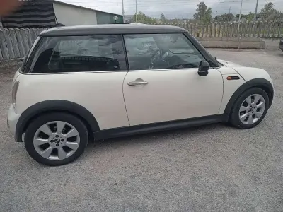 Usata Mini One D