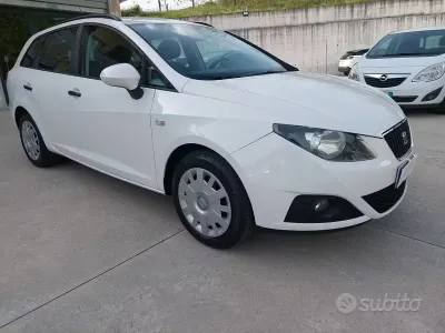 Usata Seat Ibiza ST 75 CV (55 kW) 2011 Bianco Station wagon