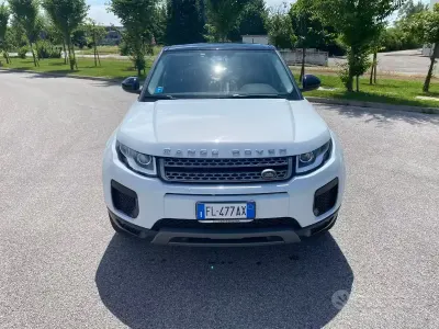 Usata Land Rover Range Rover evoque 150 CV (110 kW) 2017 Bianco SUV
