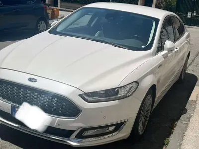 Usata Ford Mondeo Vignale 140 CV (102 kW) 2018 Bianco Berlina