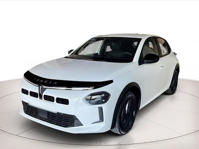 Usata Lancia Ypsilon 110 CV (80 kW) 2024 Vernice bianco marmo Utilitaria