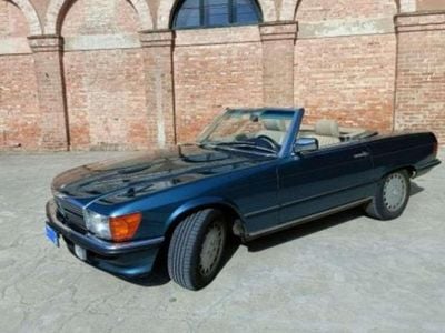 Usado Mercedes SL420 218 CV (160 kW) 1987 Azul Descapotable