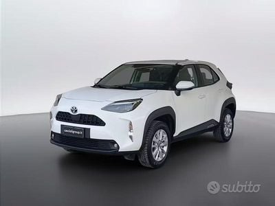 Usata Toyota Yaris Cross Active 92 CV (67 kW) 2022 Bianco SUV