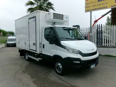 Usata Iveco Daily 145 CV (106 kW) 2016 Bianco