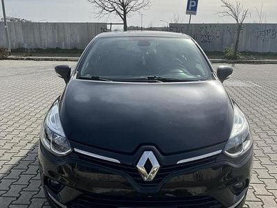 Usado Renault Clio IV Zen 90 CV (66 kW) 2017 Negro Berlina
