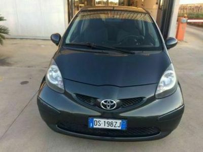 usata Toyota Aygo 1ª serie 1.0 12V VVT-i 3 porte Sol