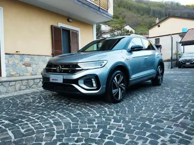 Usata VW T-Roc R 116 CV (85 kW) 2023 Argento SUV