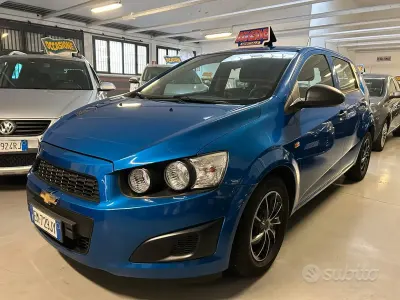 Usata Chevrolet Aveo LS 69 CV (50 kW) 2012 Bluazzurro Berlina