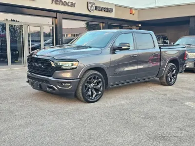 Usata RAM 1500 401 CV (294 kW) 2022 Grigio Pick-up