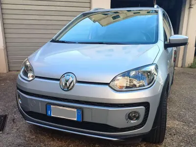 Usata VW up! 75 CV (55 kW) 2016 Argento Utilitaria