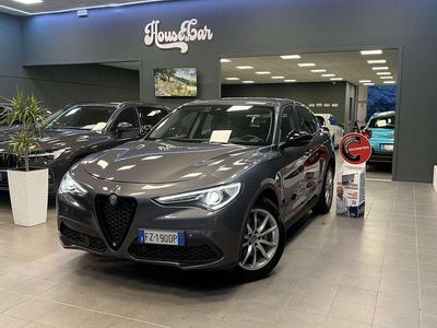 Usata Alfa Romeo Stelvio Executive 190 CV (139 kW) 2019 Grigio vesuvio SUV