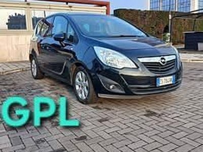 Usata Opel Meriva 120 CV (88 kW) 2013 Nero Monovolume