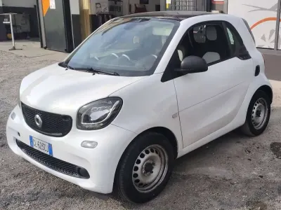 Usata Smart ForTwo Coupé 71 CV (52 kW) 2019 Bianco Coupé