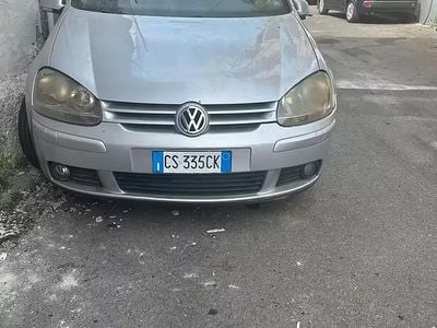 Usata VW Golf IV 105 CV (77 kW) 2005 Grigio Berlina