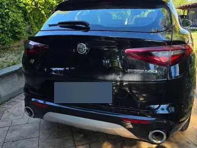 Usata Alfa Romeo Stelvio Ti 209 CV (153 kW) 2020 Nero SUV