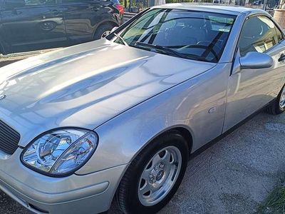 Usata Mercedes SLK200 136 CV (100 kW) 1997 Grigio Cabrio