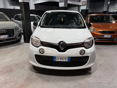 Usata Renault Twingo Intens 69 CV (50 kW) 2018 Bianco Utilitaria