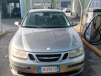 Usata Saab 9-3 Vector 125 CV (91 kW) 2004 Grigio Berlina