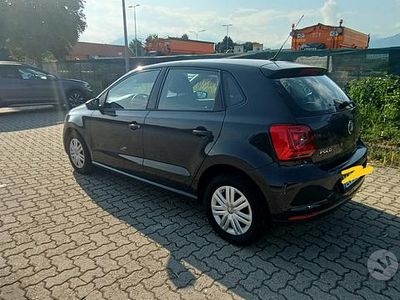 Usata VW Polo 60 CV (44 kW) 2015 Grigio Berlina