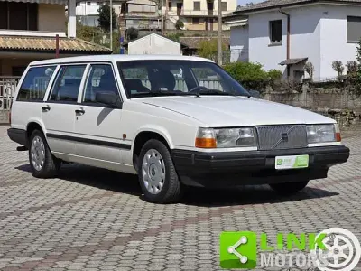 Usata Volvo Polar 155 CV (114 kW) 1996 Bianco Station wagon